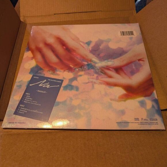 TWICE Nayeon NA TWICE SHOP EXCLUSIVE VINYL LP Pink Haze (POSTER + PHOTOCARD) - Picture 4 of 4